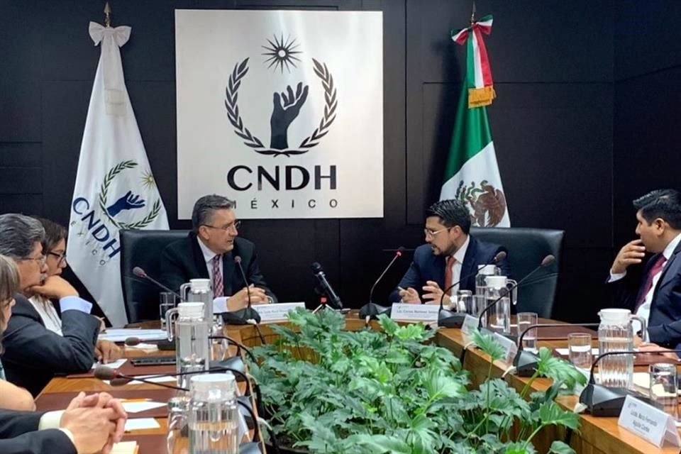 Infonavit y la CNDH firmaron un convenio para mejorar las prácticas de cobranza del Fondo.