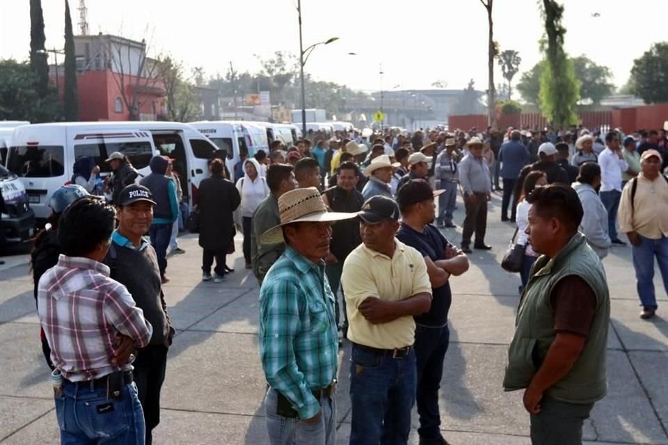 Entre los manifestantes se encuentran campesinos.