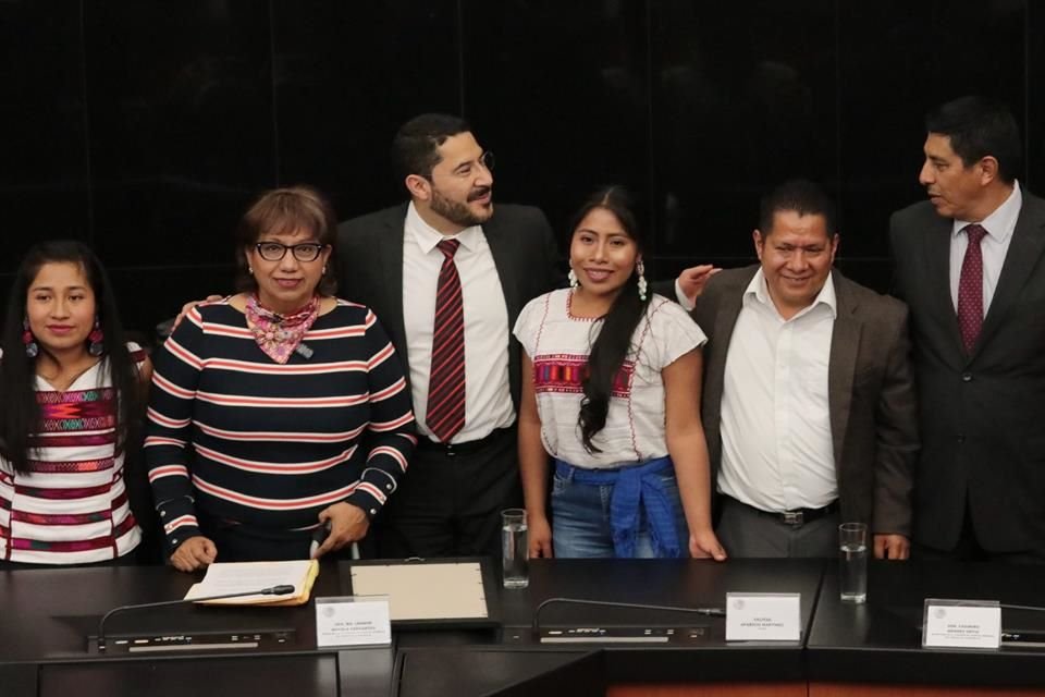 En el marco de la Semana Cultural de las Lenguas y los Pueblos Indígenas, Yalitza y Nancy fueron reconocidas por el Senado.