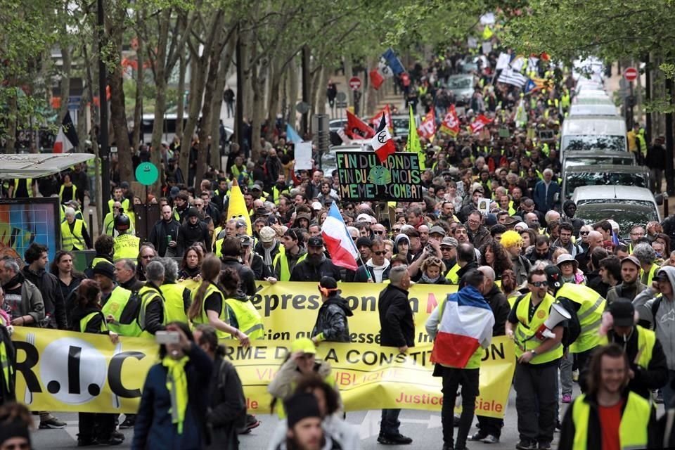 Los 'chalecos amarillos' salieron a las calles por vigésimo cuarto sábado consecutivo para manifestar su rechazo a la política del Presidente Emmanuel Macron.