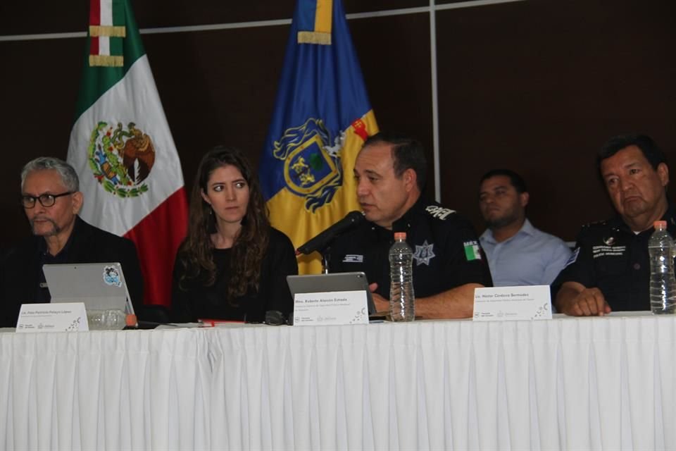 Representantes de las comisarías de la ZMG, así como la Secretaria de Igualdad Sustantiva, Fela Pelayo y el Fiscal de Jalisco, anunciaron nuevas estrategias.
