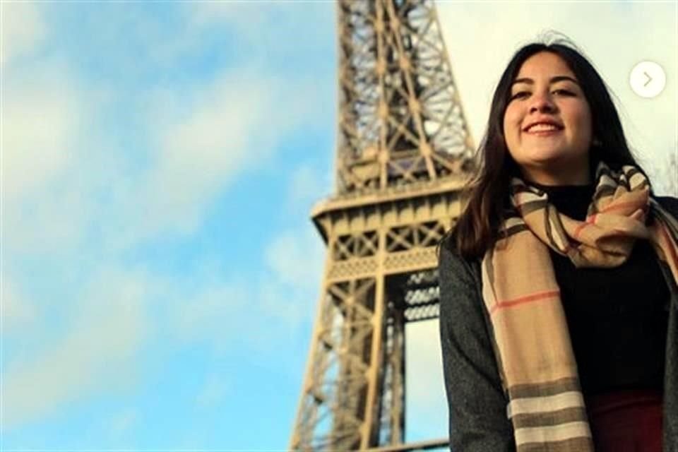 Frida Alejandrina Reyes Luna también iba como pasajera en el avión.
