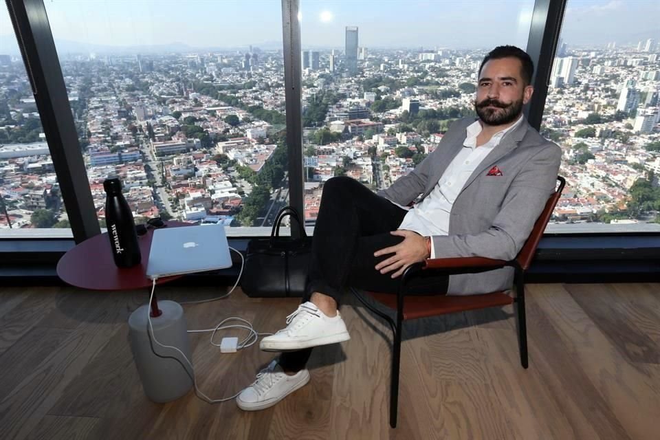 Para Rigoberto Vega, director general de WeWork Guadalajara, los millennials buscan sentirse más aprovechados, generar un impacto, ayudar al medio ambiente y a la comunidad.