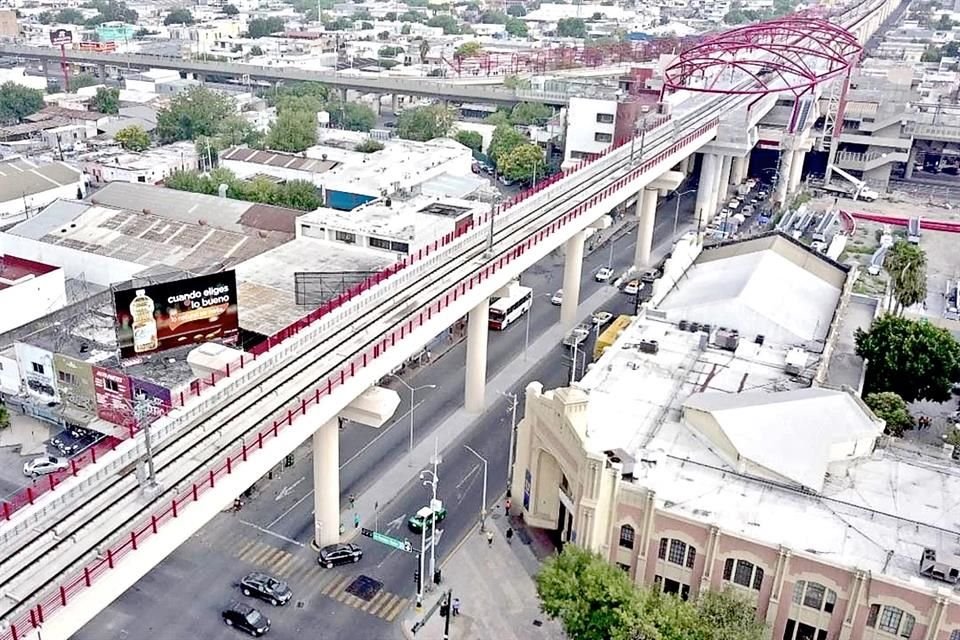 Tras casi cuatro años de atraso, apenas se concluyó la obra civil de la Línea 3 del Metro.