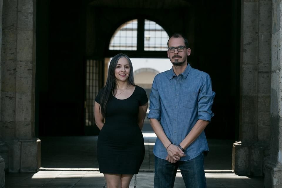 Isa Carrillo y Adrián Guerrero colaboraron en la exposición que inaugurará el viernes.