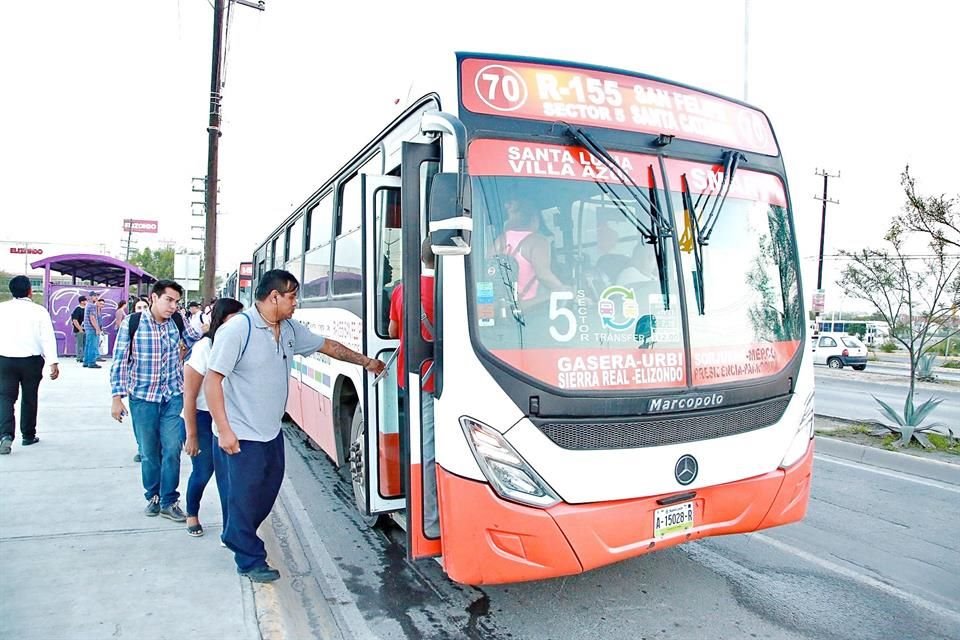 En el 2016, el Estado estrenó en García su modelo de transferencias gratuitas entre rutas urbanas y con tarifas iguales a las de la zona metropolitana.
