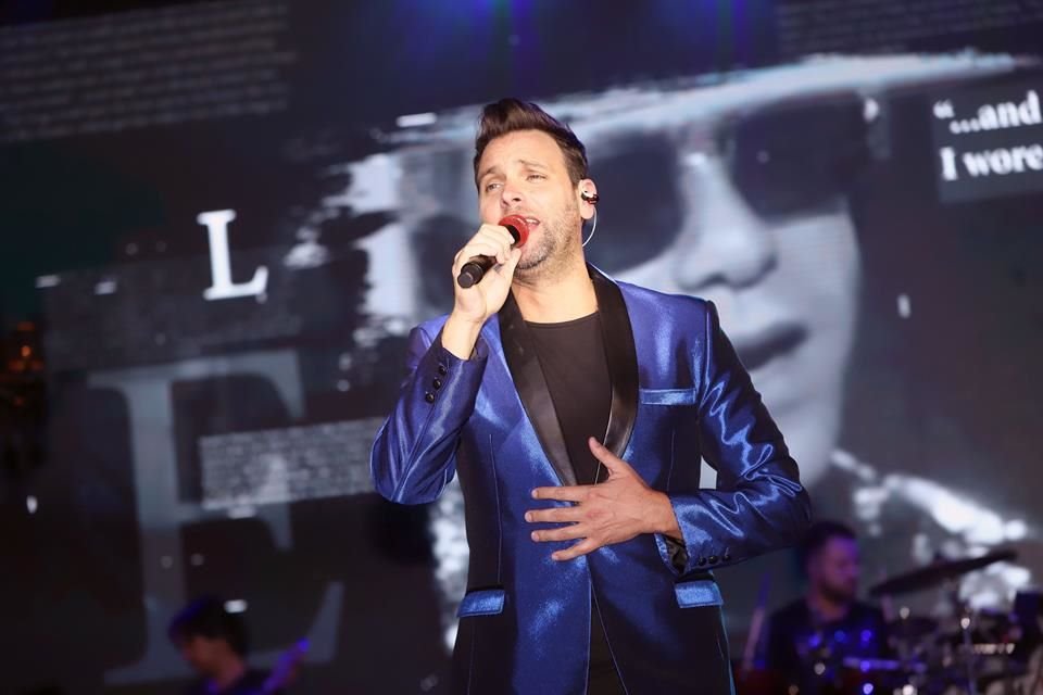 El espectáculo cuenta con la participación de Cecilia de la Cueva, Vince Miranda y Patricio Borghetti, entre otros cantantes.