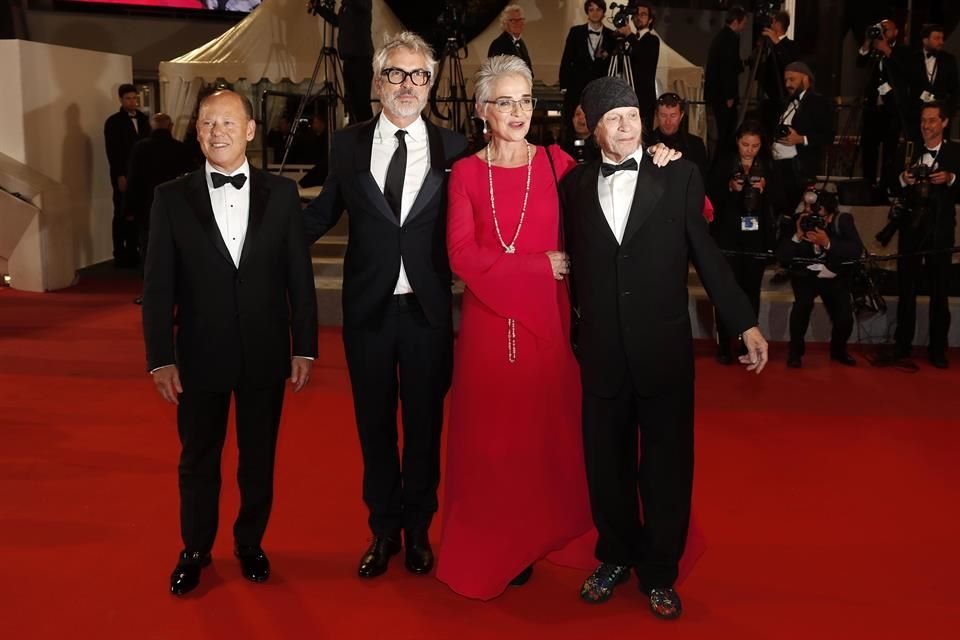 Alfonso Cuaron presentó la remasterización de 'El Resplandor', de Stanley Kubrick, junto a la hija del cineasta, Katharina, y su asistente, Leon Vitali.