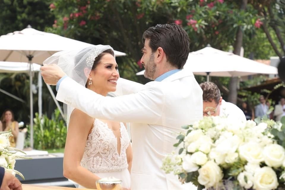 A la ceremonia de la pareja acudieron 160 invitados de diversas partes del mundo.