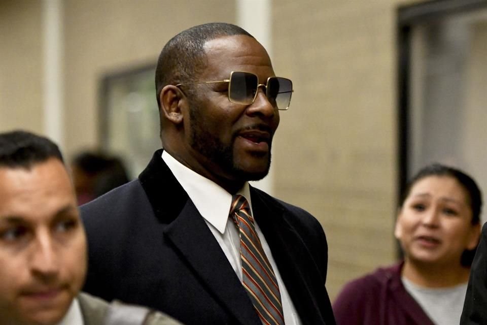 R. Kelly desea en su equipo al abogado que logró que Michael Jackson fuera absuelto.