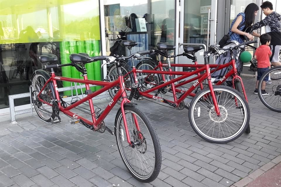 Dar un paseo en bicicleta es una gran opción.