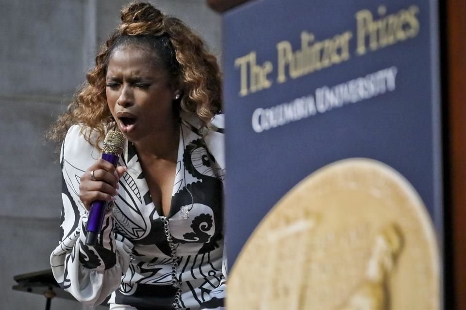 Jennifer Hudson interpretó 'Amazing Grace' durante la entrega de los Premios Pulitzer.