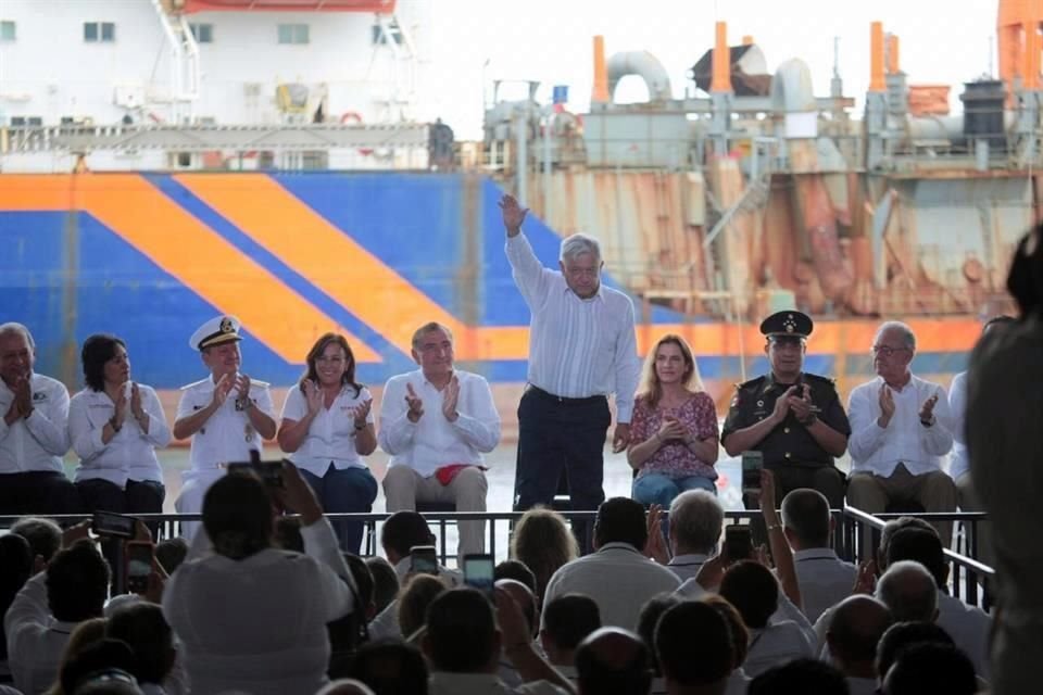 El Presidente dio luz verde a la obra de la refinería de Dos Bocas.