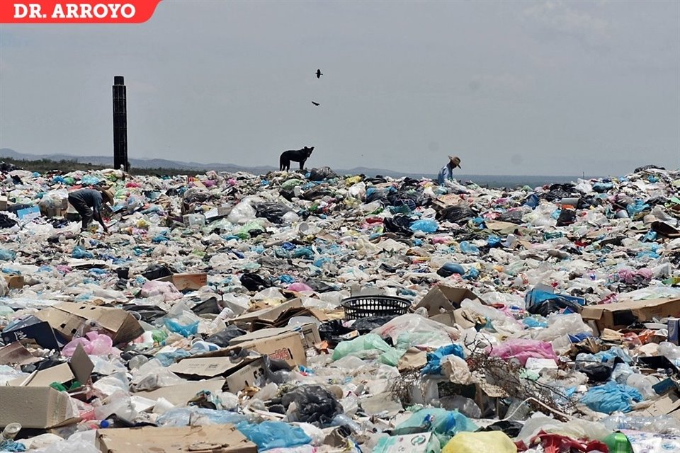 Además de toneladas de basura expuestas, este confinamiento tiene pepena, que está prohibida.