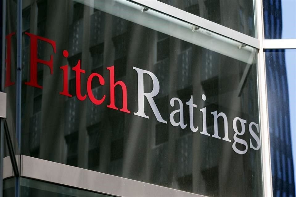 Implicaciones crediticias negativas en plan de reestructura elevaría el perfil de riesgo financiero del sector, señaló Fitch.