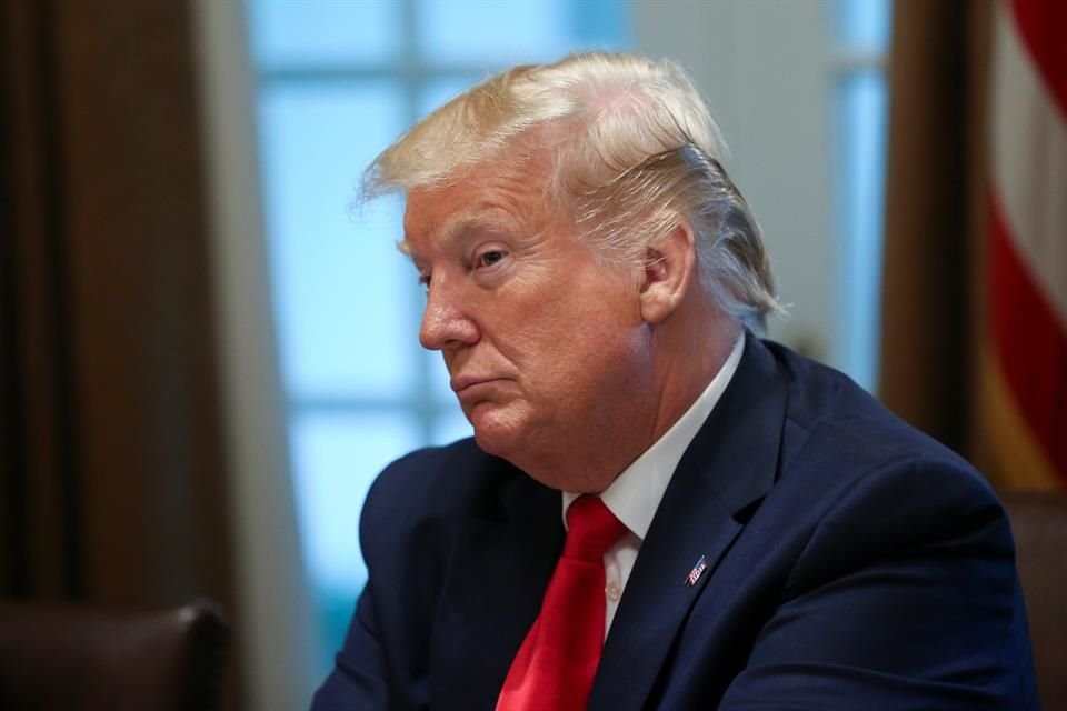 'Como de costumbre, Powell nos decepcionó', dijo Trump en Twitter.