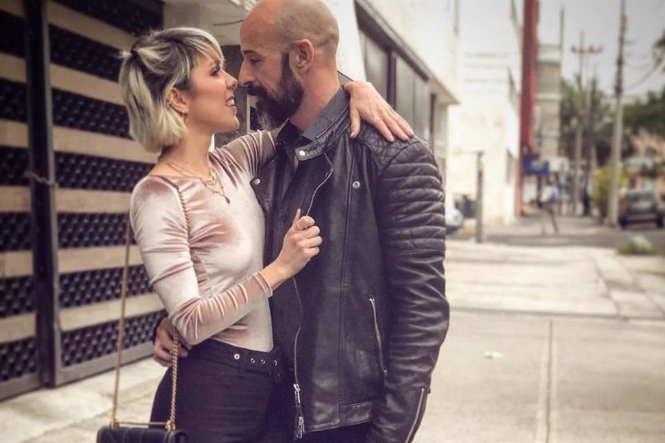 La integrante de JNS y el de Magneto llevan meses de relación.