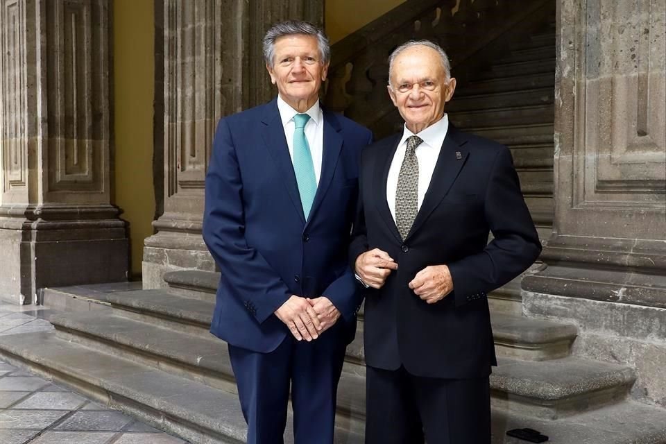Isaac Chertorivski y Alfredo Harp Helú