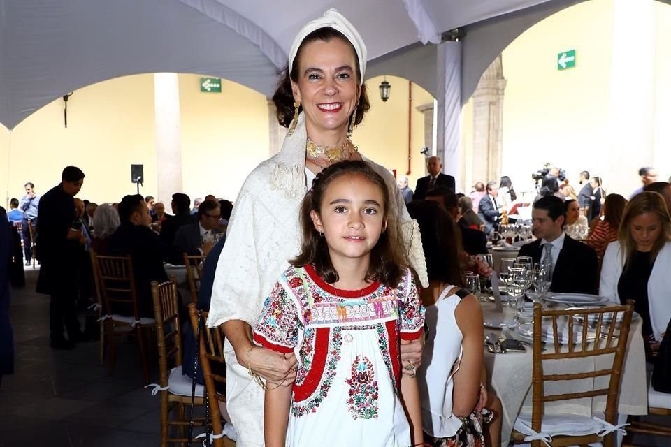 Isabel Grañen y María Isabel Harp