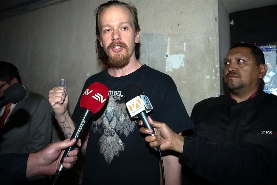 Una corte de Ecuador ordenó la liberación de informático sueco cercano al fundador de WikiLeaks, Julian Assange.