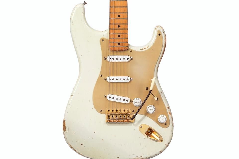 La colección de David Gilmour que se puso a la venta estaba conformada por  126 guitarras.