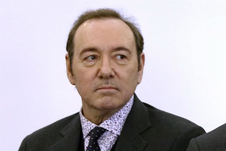 En nuevos documentos legales, Kevin Spacey alegó que no dañó al demandante ni cometió ninguna conducta injusta con imprudente malicia o desprecio a sus derechos y sentimientos.