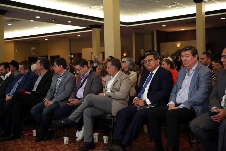 La Casa Jalisco en Chicago contará con una ventanilla única de atención a jaliscienses en el extranjero y se establecerá una red de vinculación.