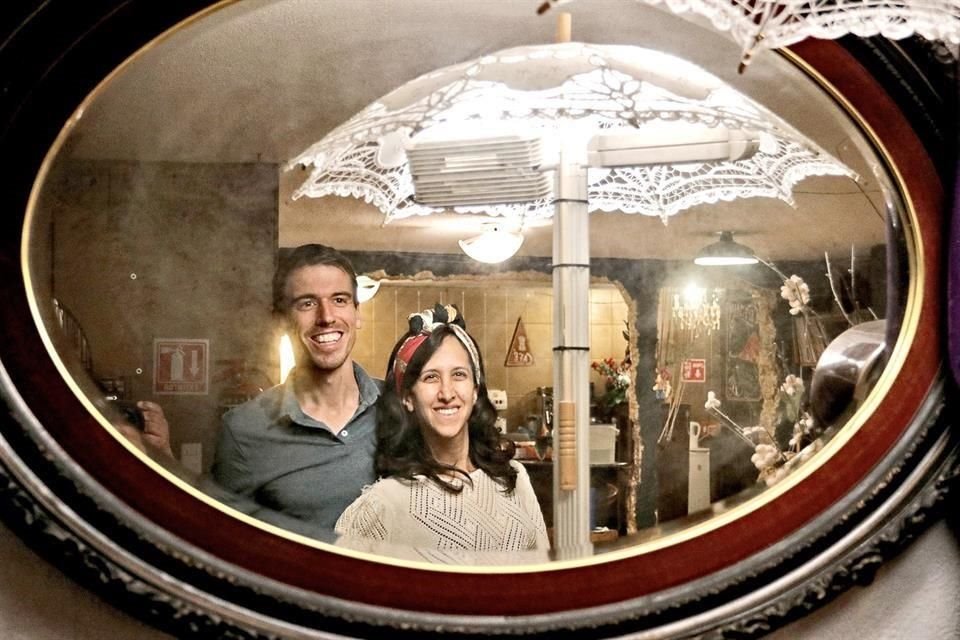 Tim Collins y Andrea Ruchi de Swing México, proyecto de enseñanza y difusión del género.