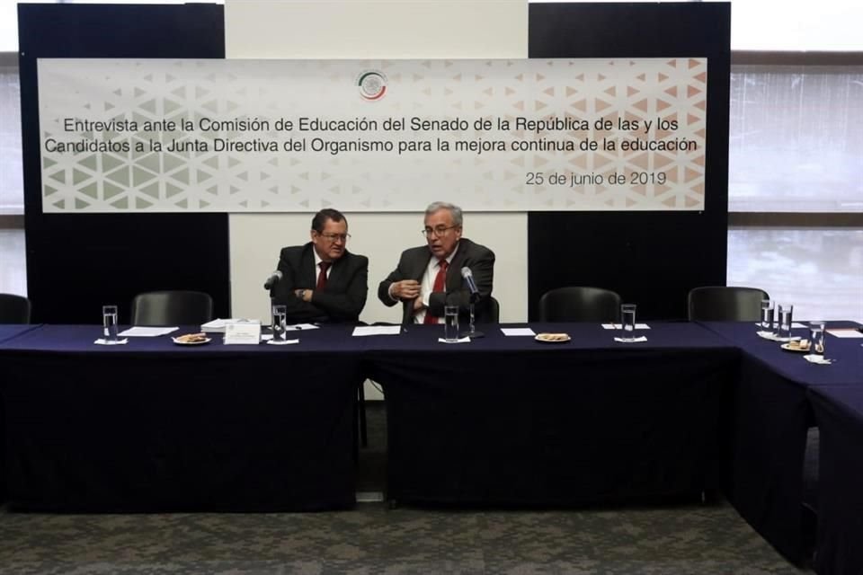 Senadores de la Comisión de Educación y aspirantes al órgano que sustituirá al INEE llegaron tarde o no están presentes en comparecencias.