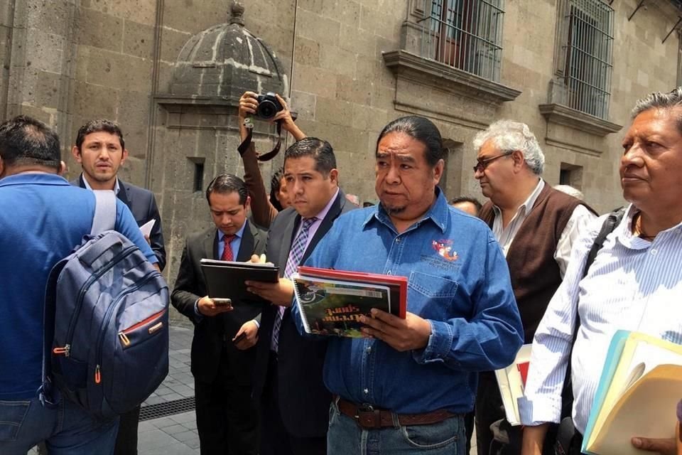 Los dirigentes de la Coordinadora a su llegada a Palacio Nacional.