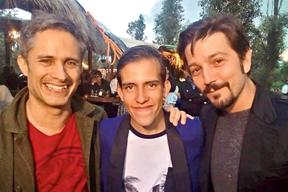 El director se divirtió con el actor Gabriel Carbajal y su amigo Diego Luna.