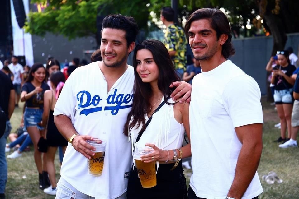 Sergio Miramontes, Carolina Lambretón y Rodolfo Hayek