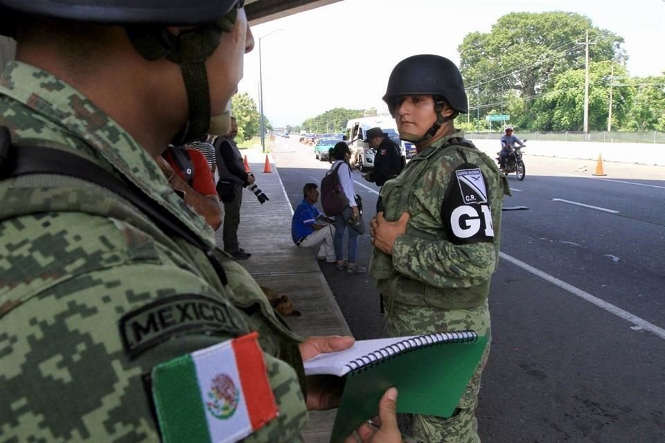 Quienes sean asignados a la Guardia deberán portar la insignia de la nueva corporación.