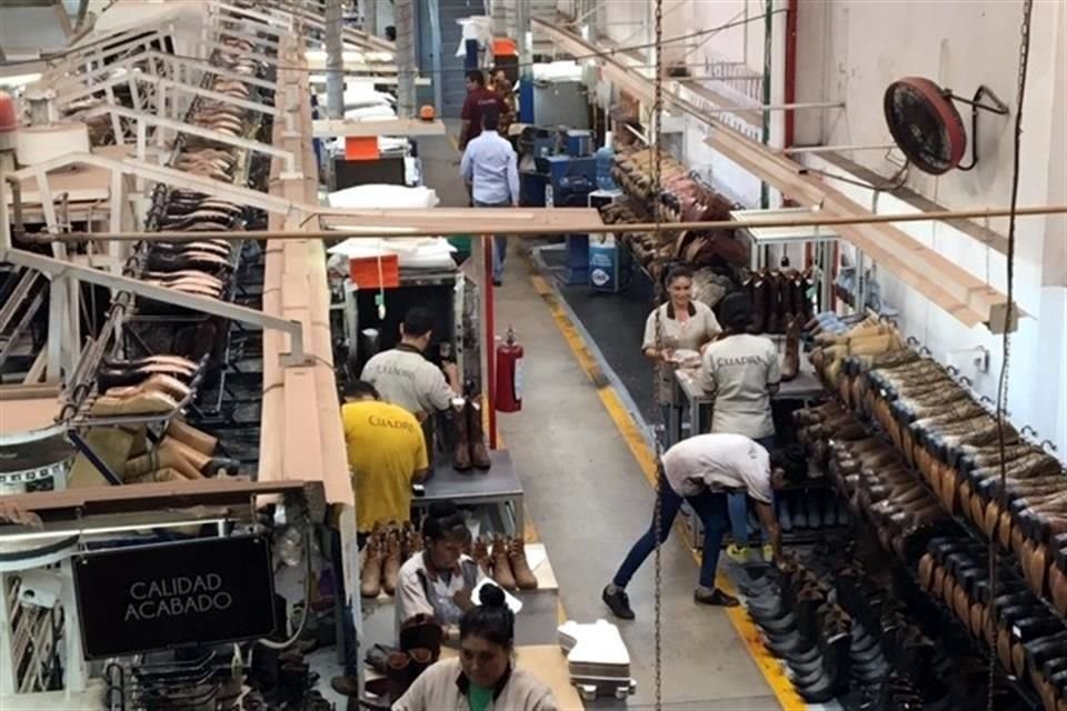 Los productos de Cuadra se destacan por el uso de pieles exóticas y manufactura artesana.