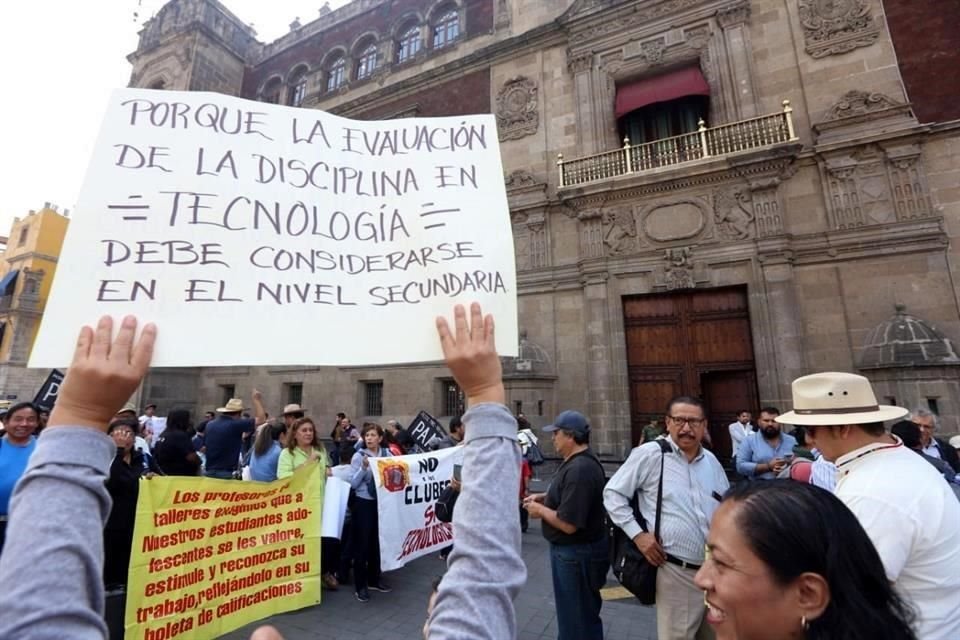 En un breve mensaje a medios en éste 10 de julio, líderes magisteriales informaron que esto solo se cumplió en poco más del 50 por ciento.