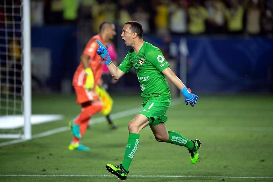 Agustín Marchesín definió el título para el América.
