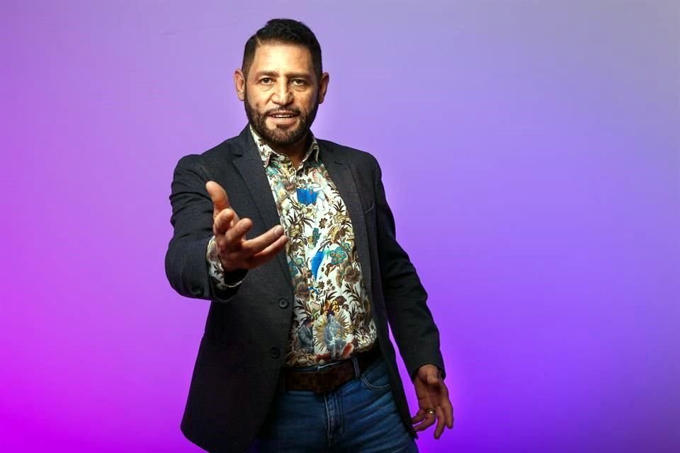 Pancho Barraza promueve su más reciente material titulado 'Un Sueño'.
