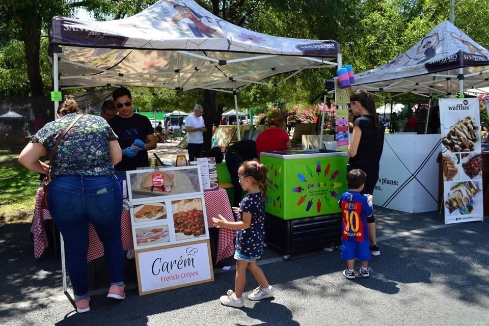 En el mercado se puede encontrar desde artesanías hasta comida orgánicas y productos sustentables.