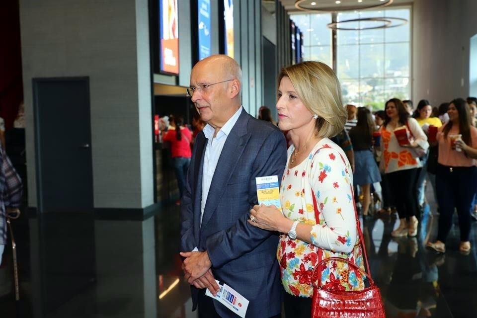 Dionisio Garza Medina y Balbina Sada de Medina