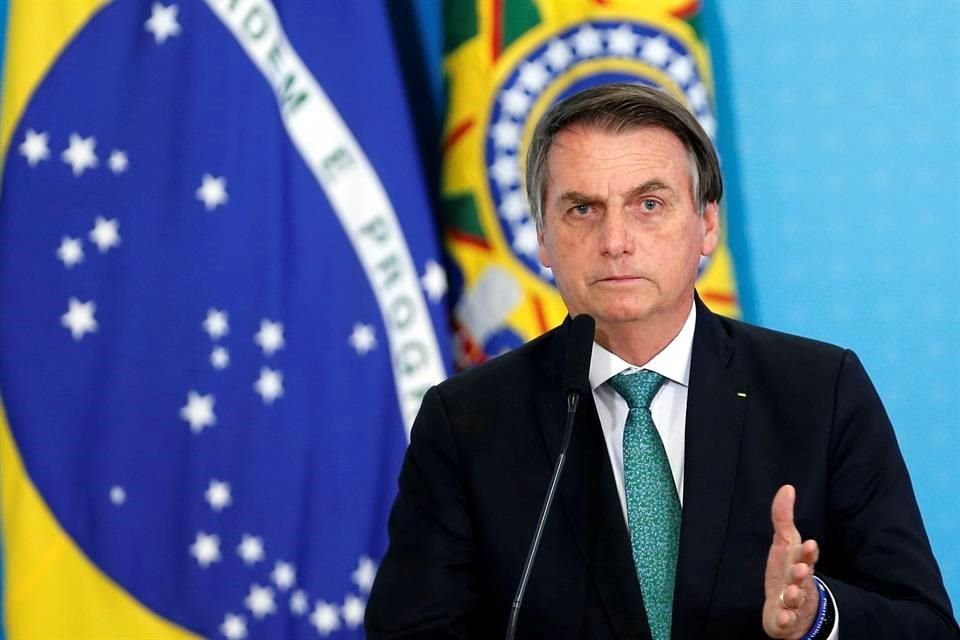 El Presidente de Brasil amenazó públicamente con encarcelar a un periodista que publicó informes que comprometen al Ministro de Justicia.