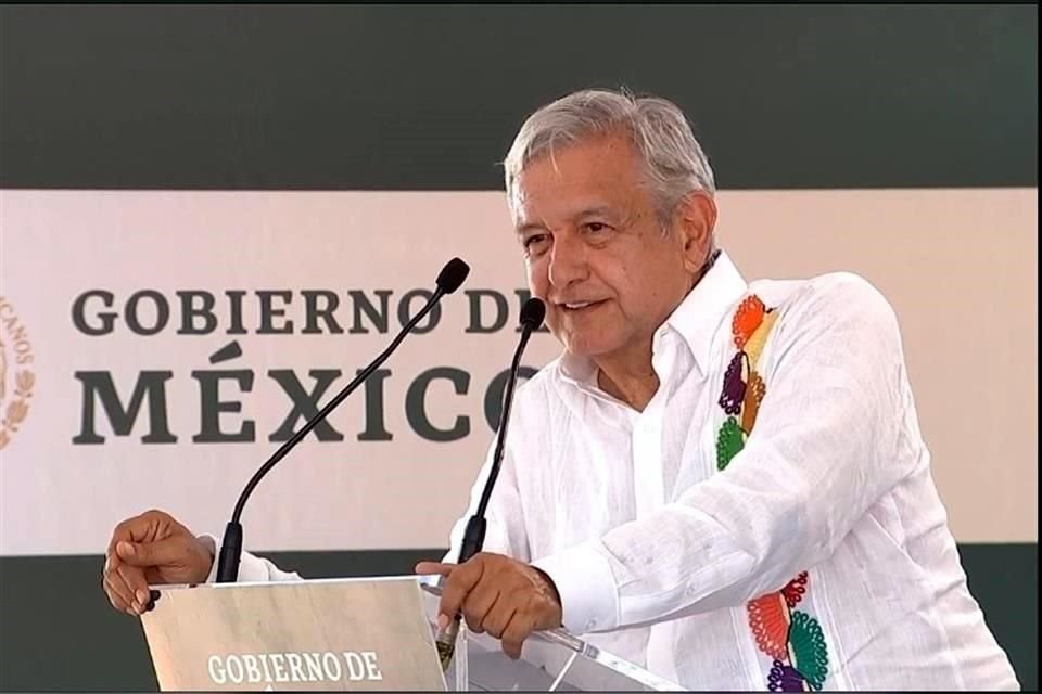 El Presidente Andrés Manuel López Obrador visitó el hospital rural de Jáltipan, Veracruz.