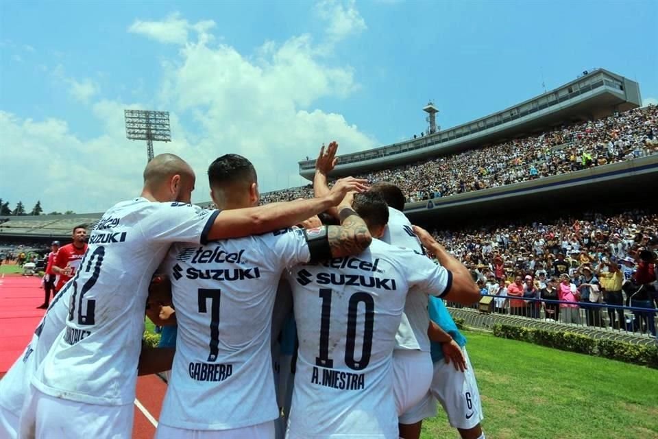 Gracias a los tantos de Vigón y Barrera, los universitarios derrotaron 2-0 al Necaxa en el Olímpico Universitario.