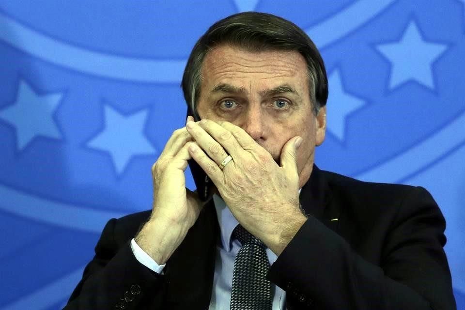Presidente de Brasil, Jair Bolsonaro, se sitúa contra el sentido común respecto al periodismo, el nepotismo y la explotación de la Amazonía.