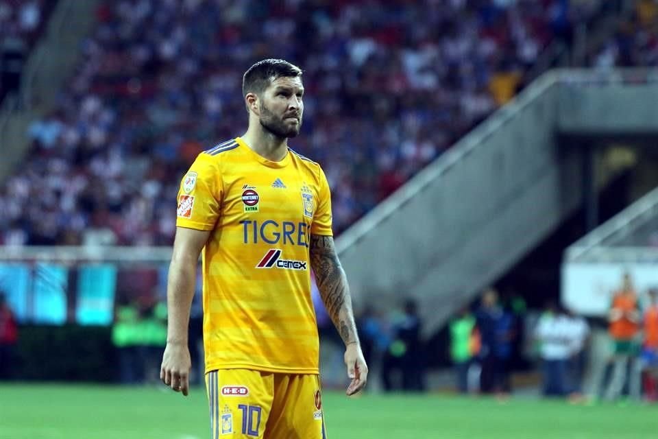 Como ingrediente extra, Gignac buscaba un gol para superar a Tomás Boy como goleador histórico del cuadro regio.