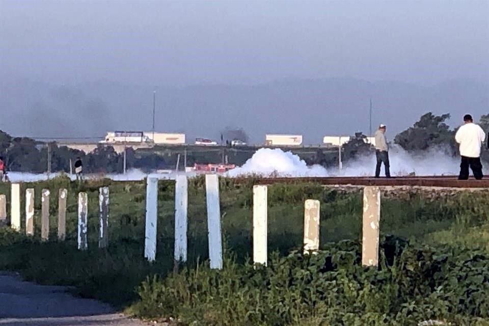 Pobladores de Nextlalpan, Estado de México, fueron desalojados debido a fuga de gas, presuntamente vinculada con huachicoleo.