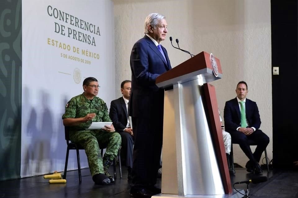 El Presidente en su conferencia de prensa matutina, que este lunes se realizó en Valle de Bravo.