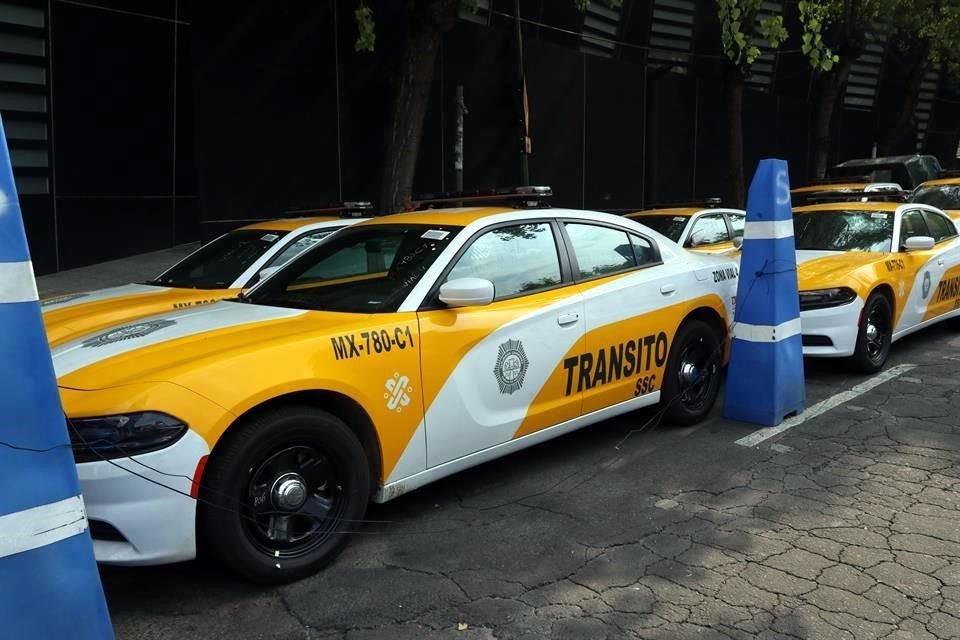 Nuevas patrullas ya están estacionadas frente a la Subdirección de Control de Tránsito y Sheinbaum informó que serán presentadas en los próximos días.