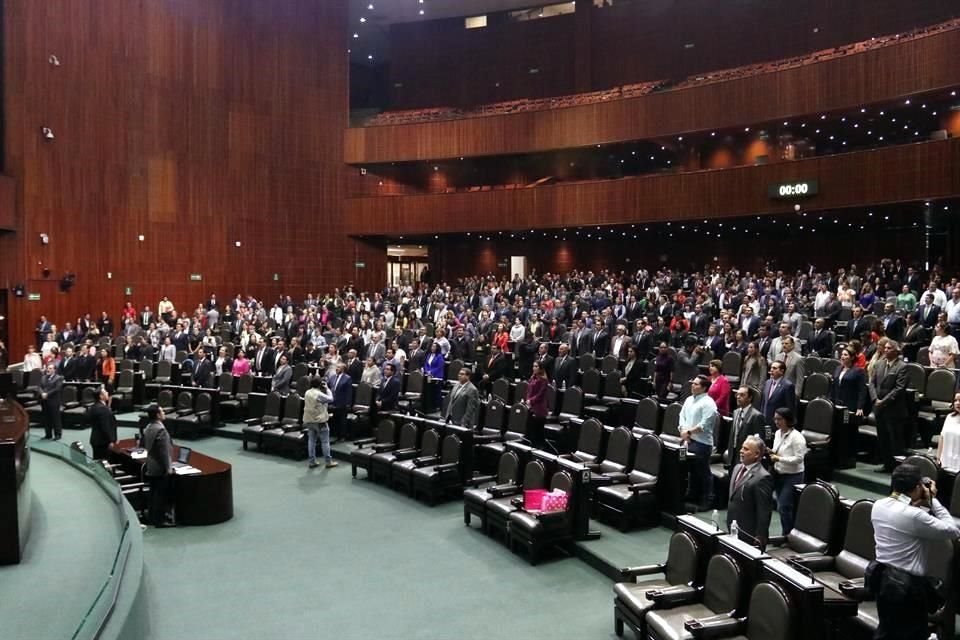 La fracción del PRI en Comisión Permanente se pronunció por el respeto a la ley Orgánica actual y que se eviten acciones que no dan gobernabilidad en San Lázaro.