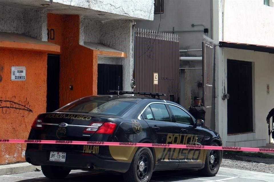 12 DE AGOSTO 2019. Choques eléctricos y el ataque de un perro vivieron personas que estaban cautivas en esta finca en Ciudad Granja. Se hallaron al menos seis muertos.
