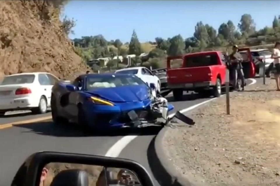 Aunque todavía no sale a la venta, el superdeportivo de General Motors fue parte de una choque en California.